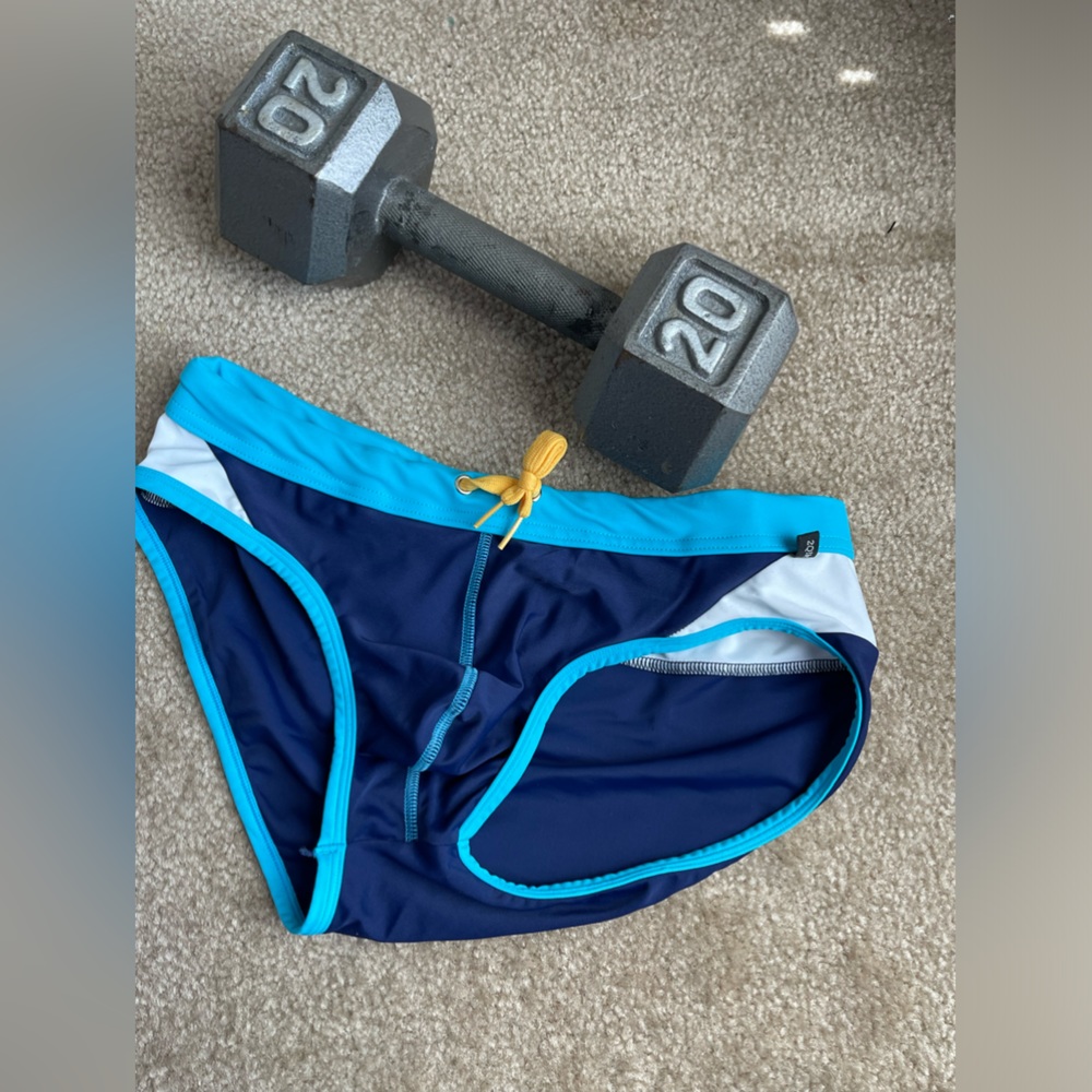 Mens swim brief. Sz M